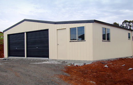garage-with-enclosed-lean-to